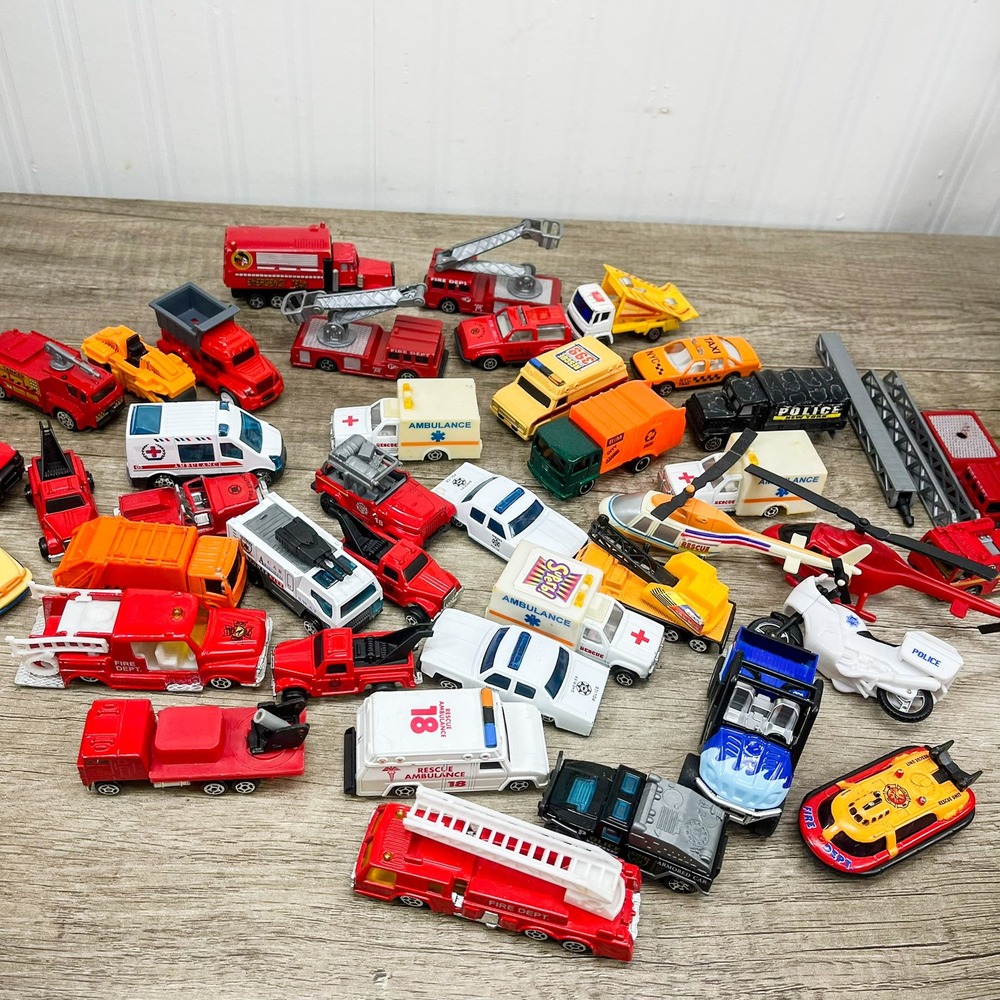 Mixed Lot Emergency Rescue Toy Vehicles Fire Trucks Ambulances Police 30+ Pcs